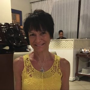 Meet your Posher, Sandra